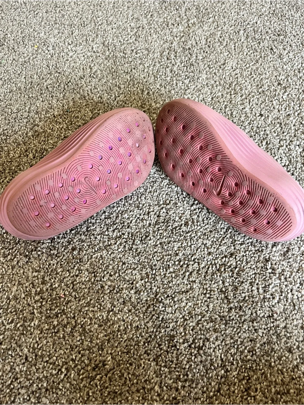 Nike ReactX Rejuven8 Kids Pink Slip-On